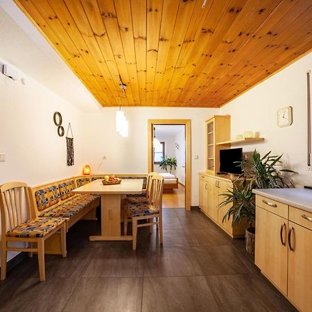 Wohnung Gravensteiner Schnalserhof Laces Exterior foto