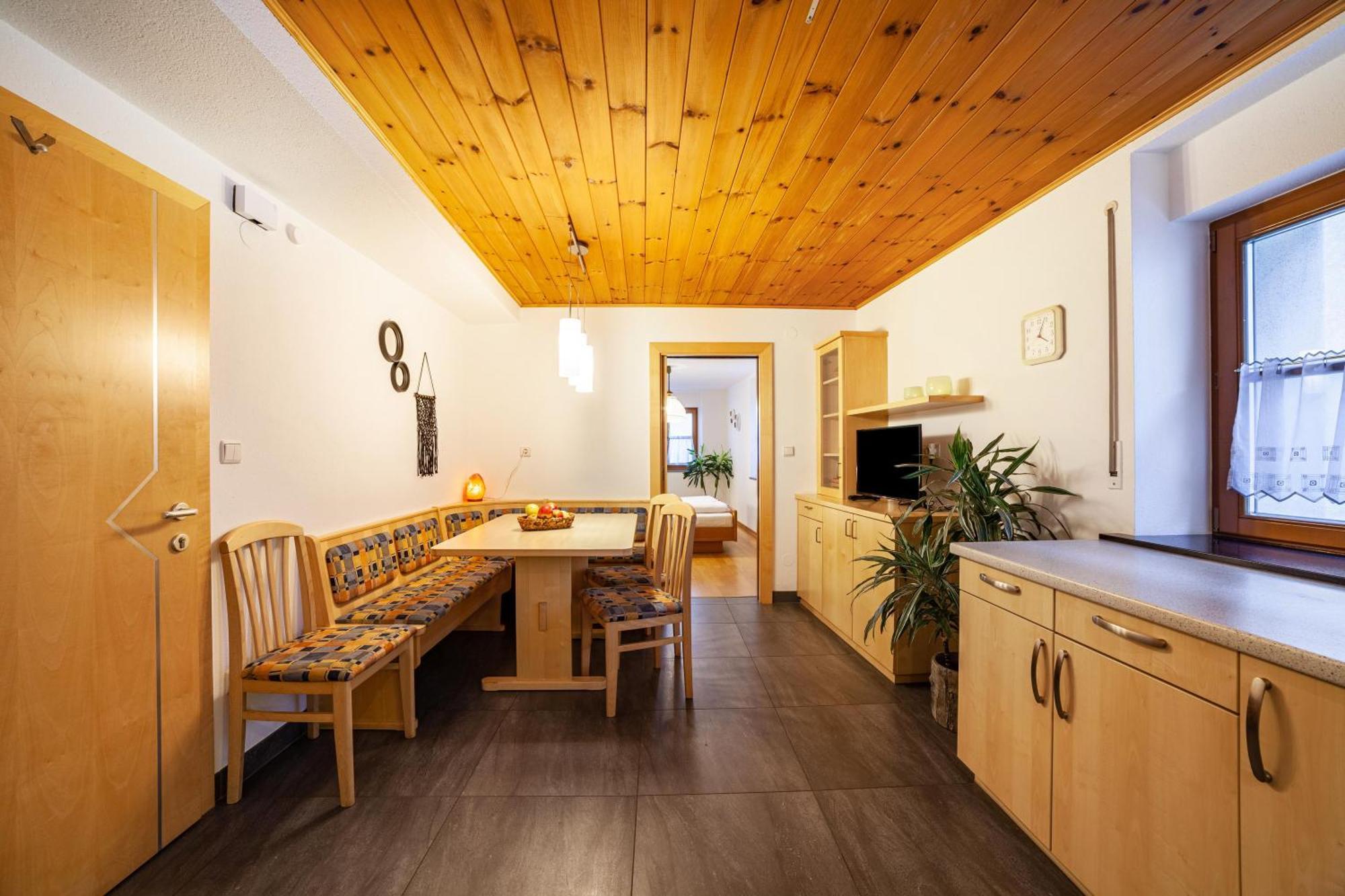 Wohnung Gravensteiner Schnalserhof Laces Exterior foto